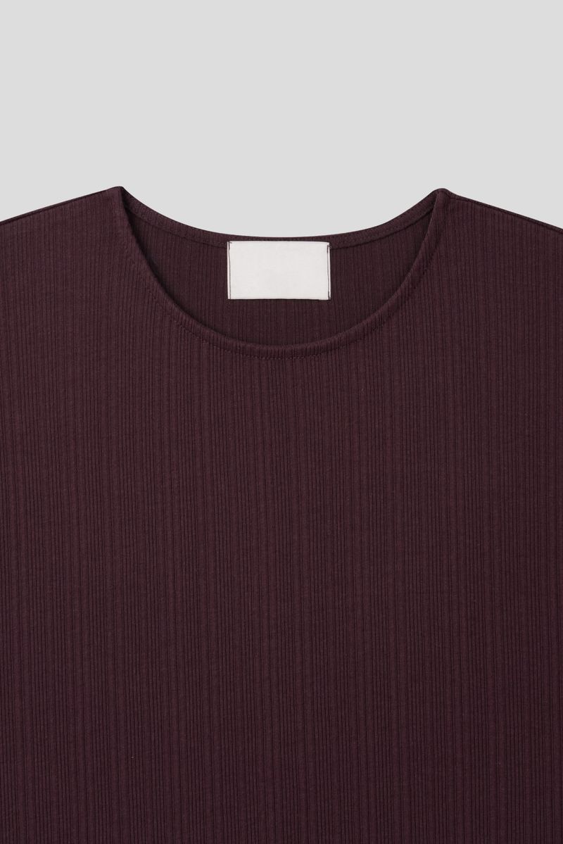Lip u-neck long sleeve tee