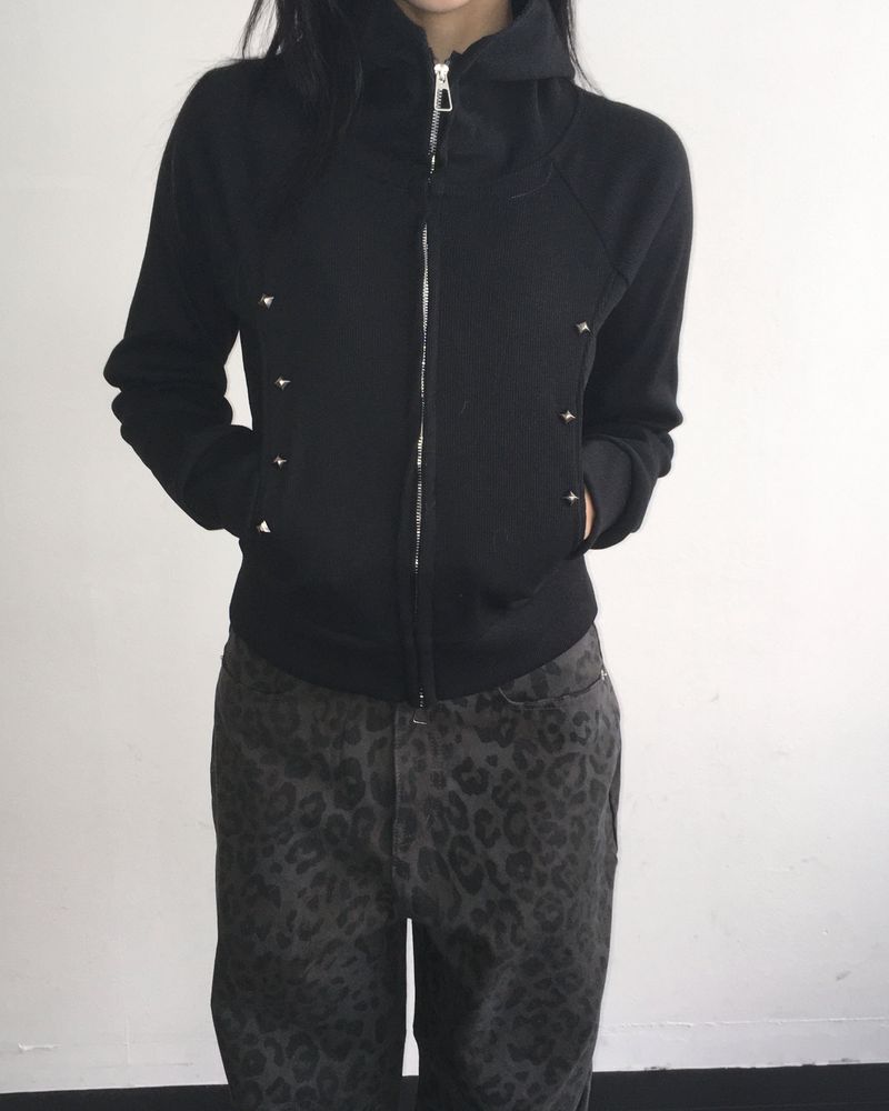 Stud slim hood jumper