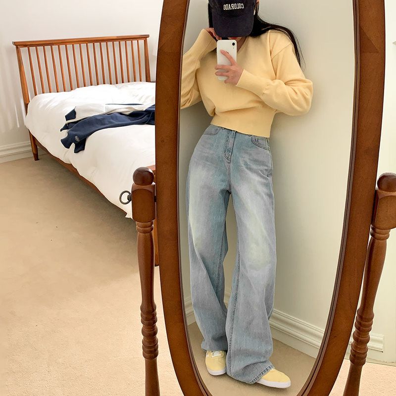 [Short waist] Mellow V-neck knit