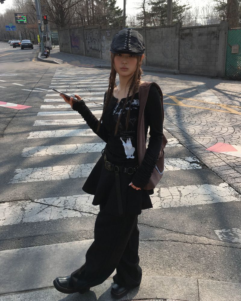 Strap hunting cap