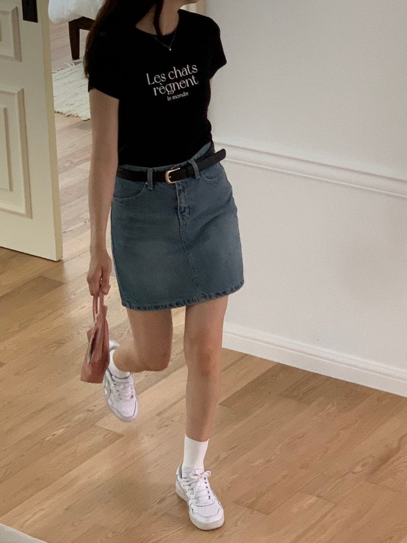 LES CHATS LETTERING T-SHIRT BLACK