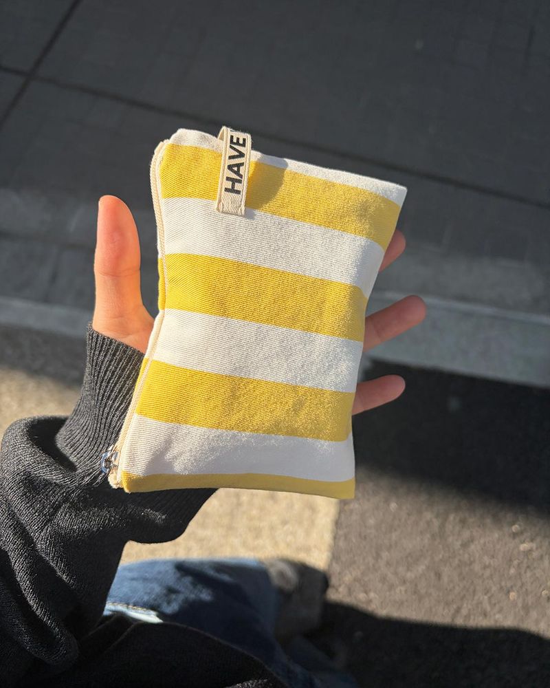 Wide stripe flat pouch - yellow , M size