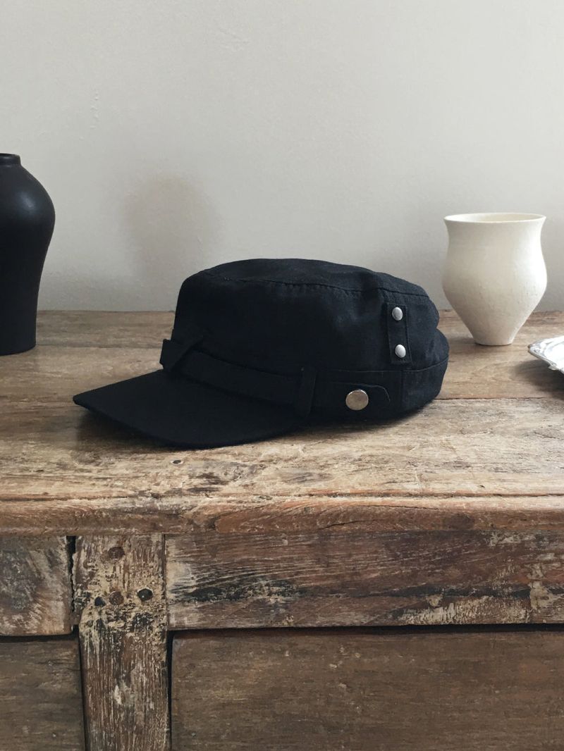 Rivet linen military cap