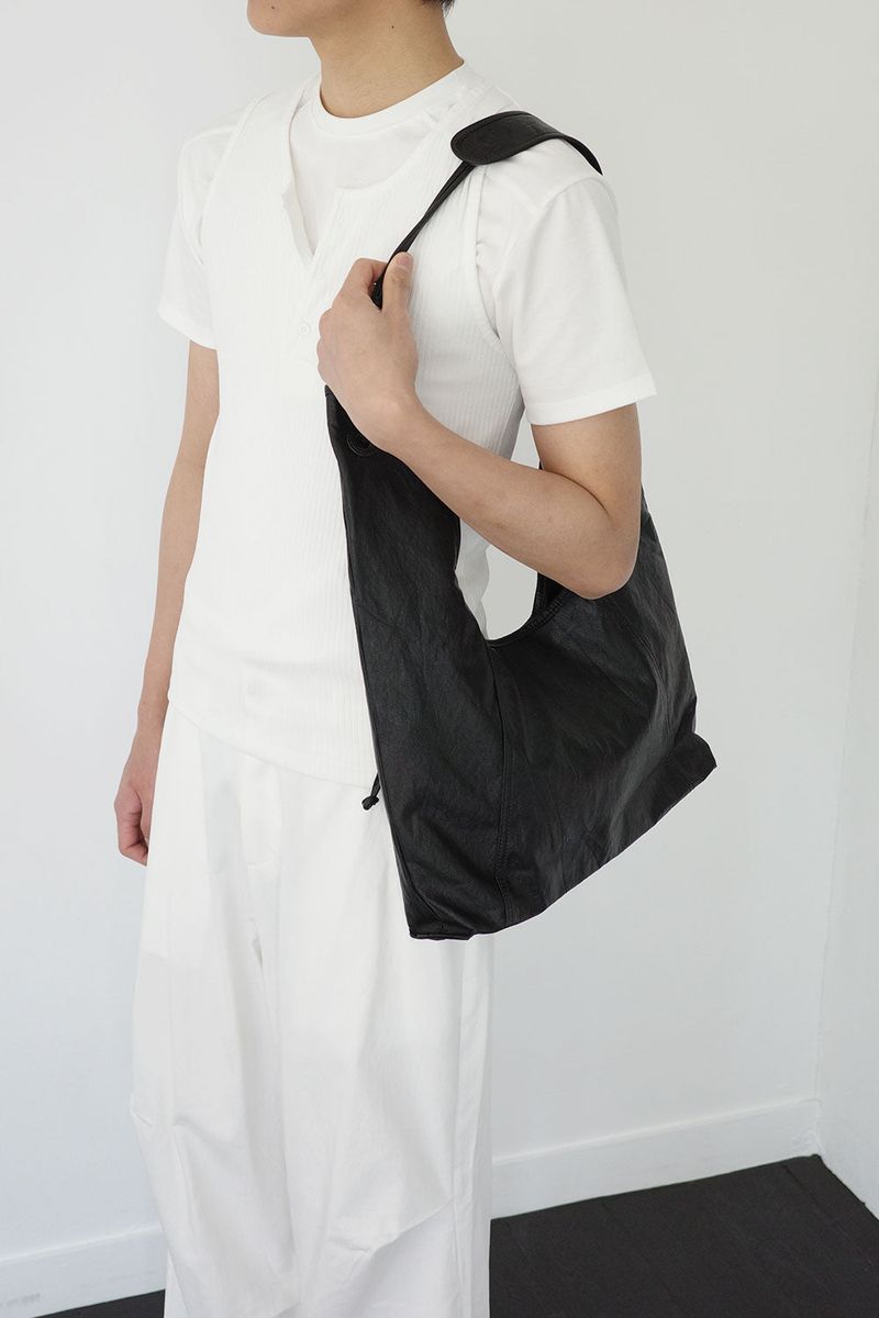 knot shoulder bag