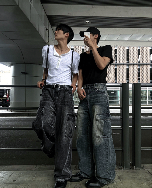COSYHARU（コシハル）の「ニュージーンズワイドカーゴポケットデニムパンツ（パンツ）」