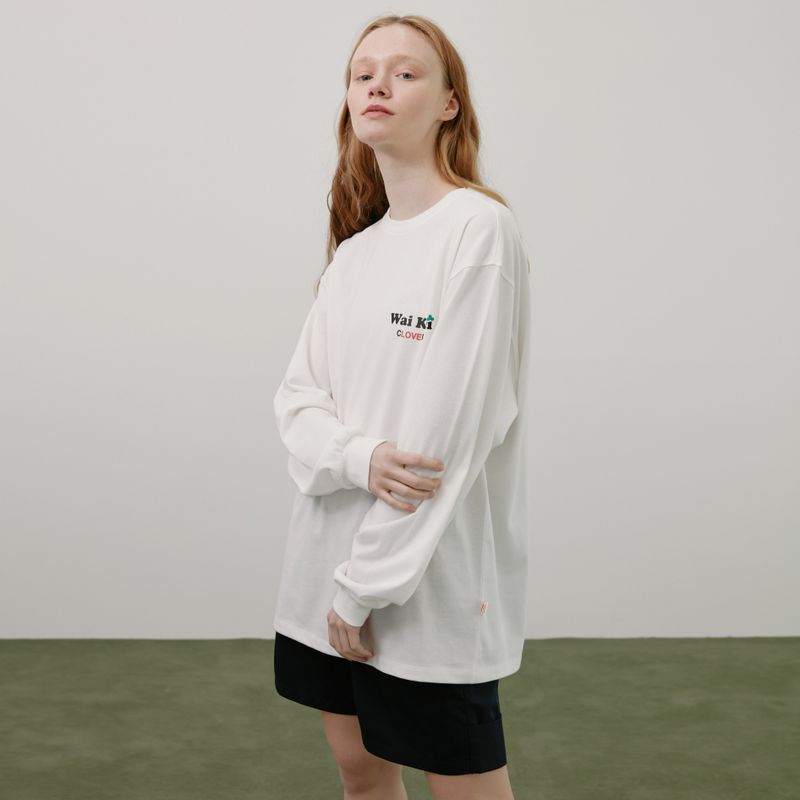 CLOVER Typographic Longsleeve