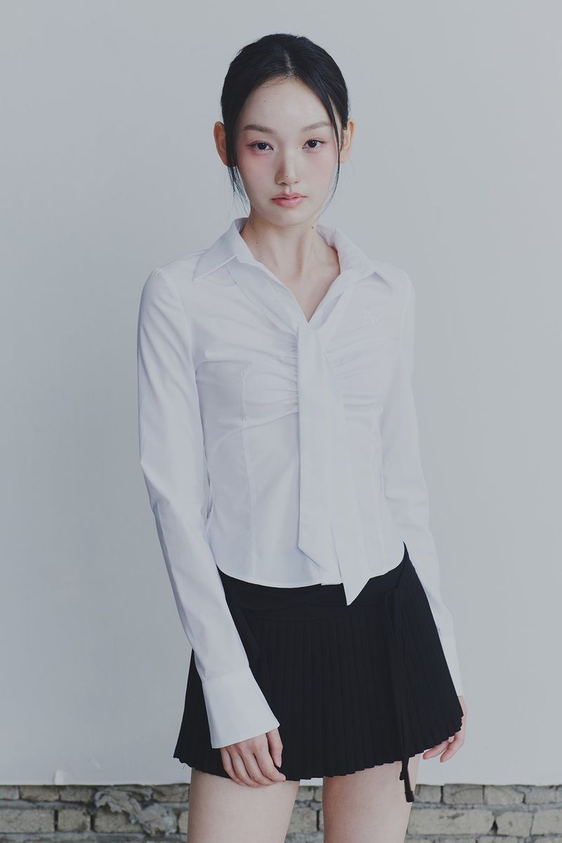 ビビアンスカーフシャツ white
