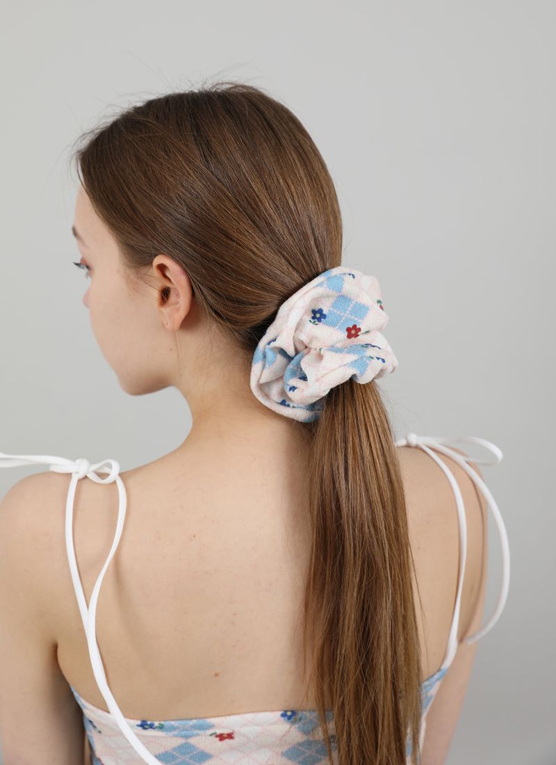 SET Highteen Sleeveless Crop Top Scrunchie Blue