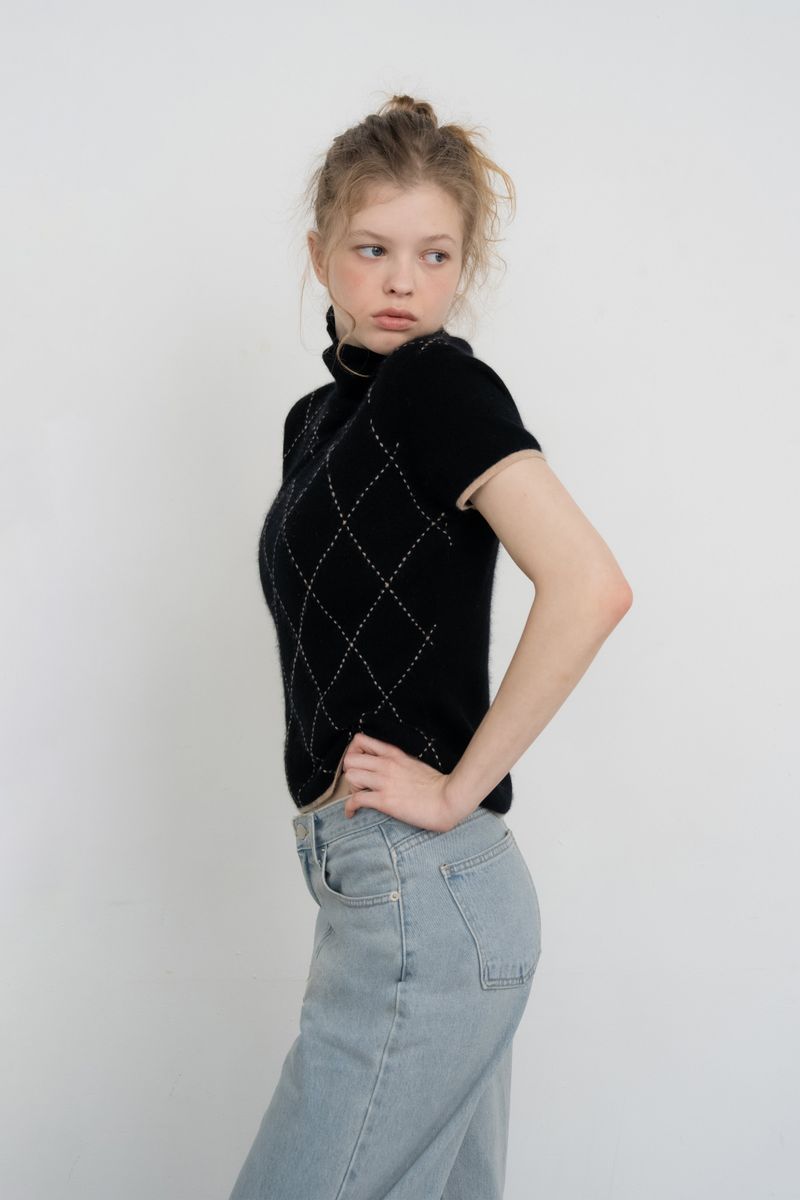 Argyle turtleneck half knit_black