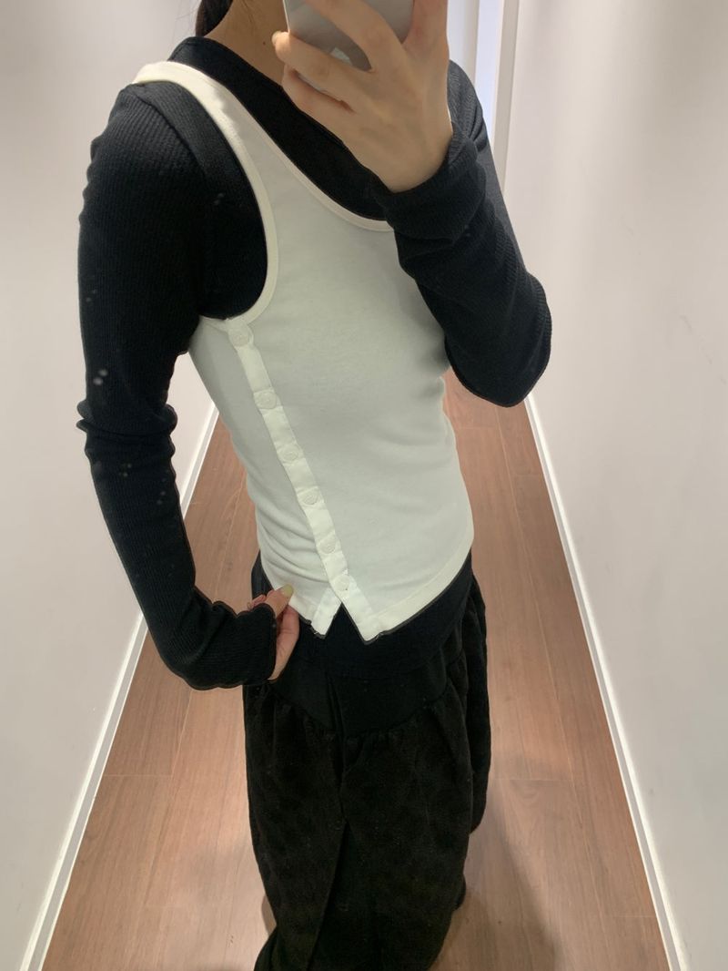 Slit button-up sleeveless(3color)