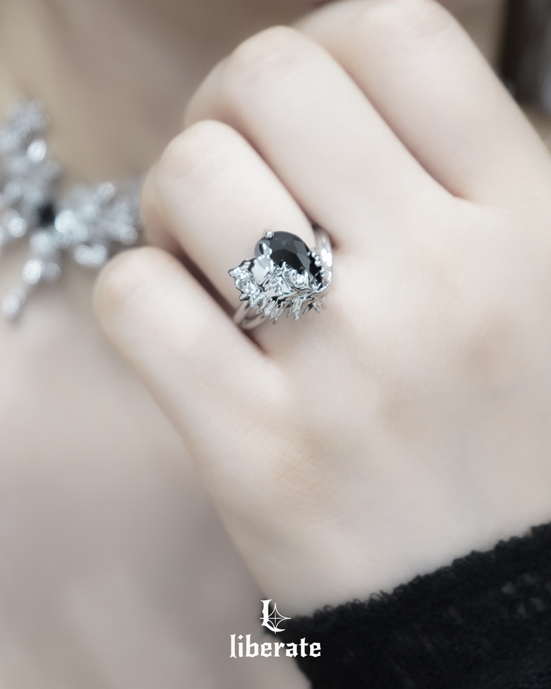liberate（リベレイト）の「Black Heart Open Ring（Accessories）」
