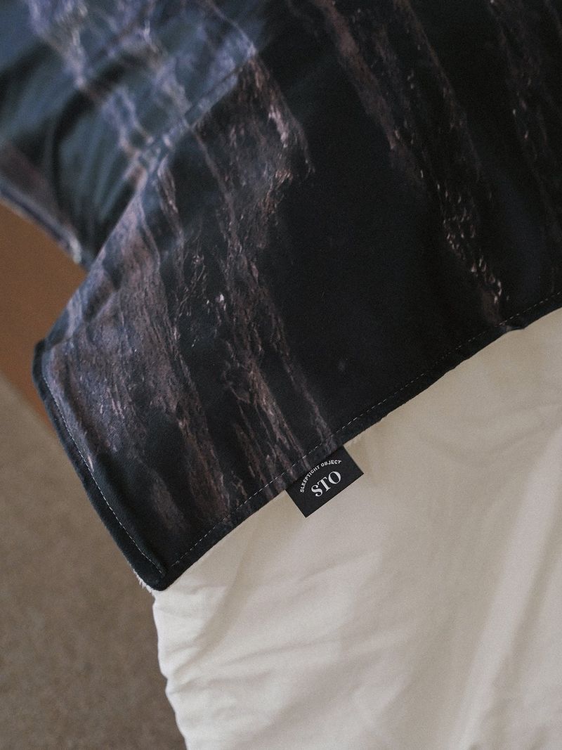 LNL cliff blanket