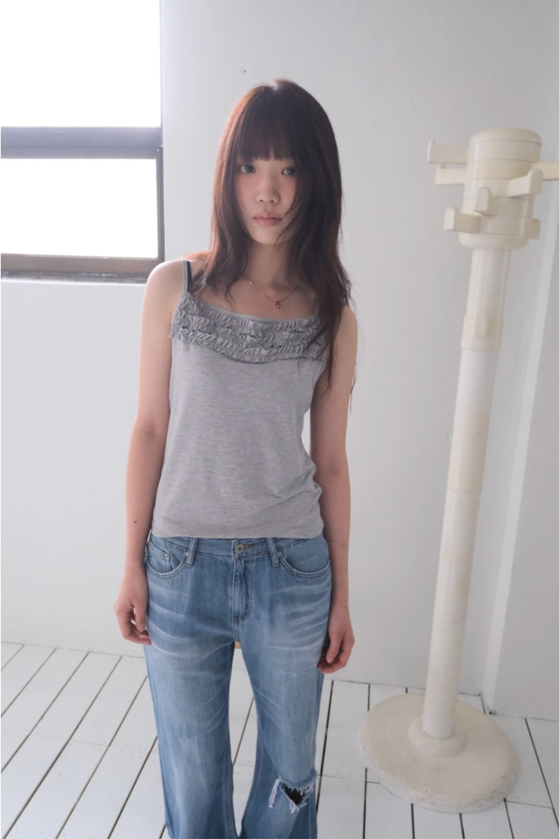 callhag（コールハグ）の「frill sleeveless (3c)（Tops）」