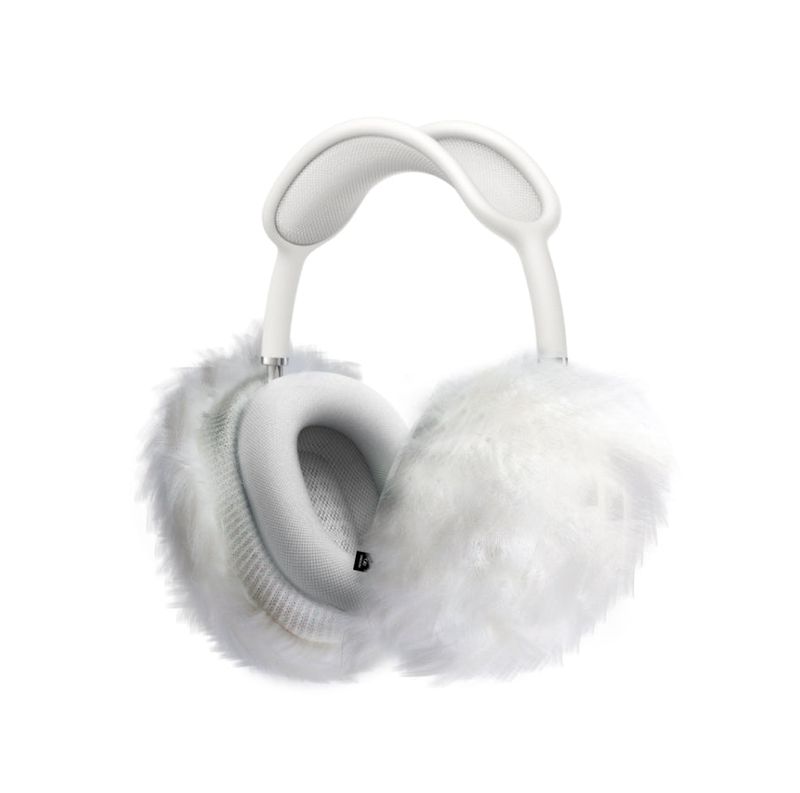 Oh! sneeze（オスニーズ）の「fluffy fur case_ white（Smartphone Accessories）」