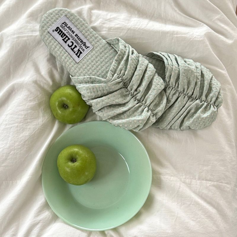 Croa Shoes (Dotty Mint) Room Shoes