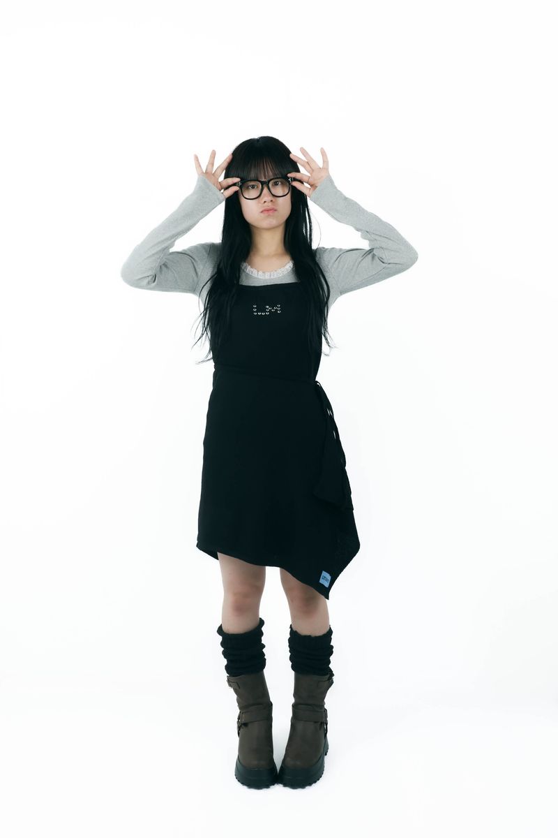 studs layered onepiece(black)
