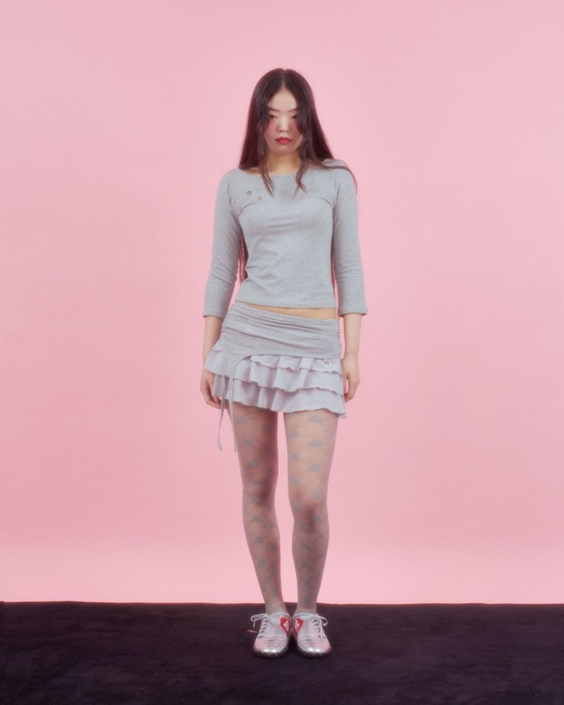 BACK RIBBON STUD T SHIRTS [3colors]
