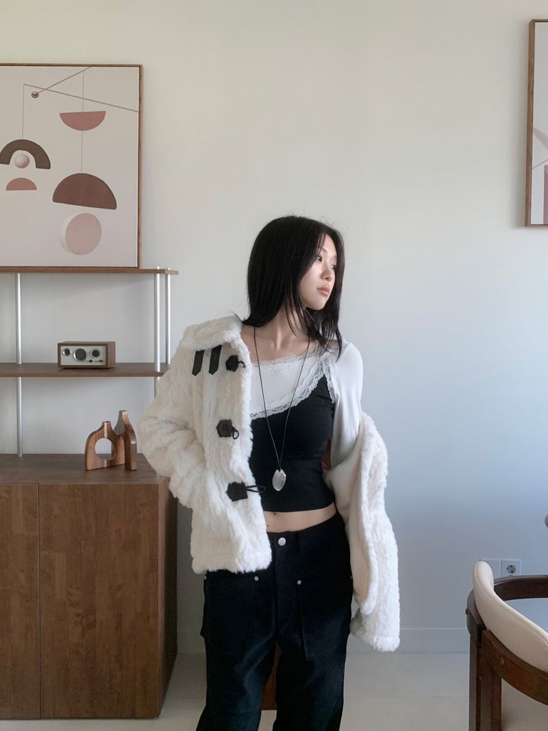 Coco Duffle High-Neck Short Fur Jacket