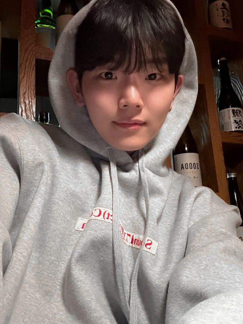 CM Render PREMIUM HOODIE