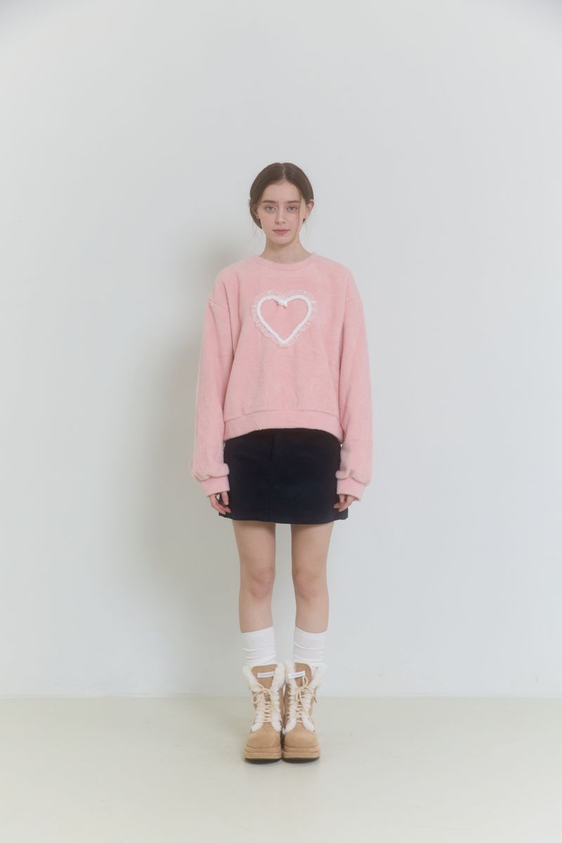 DREAMING HEART SWEATSHIRT