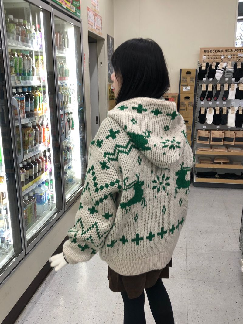 Deer zip-up