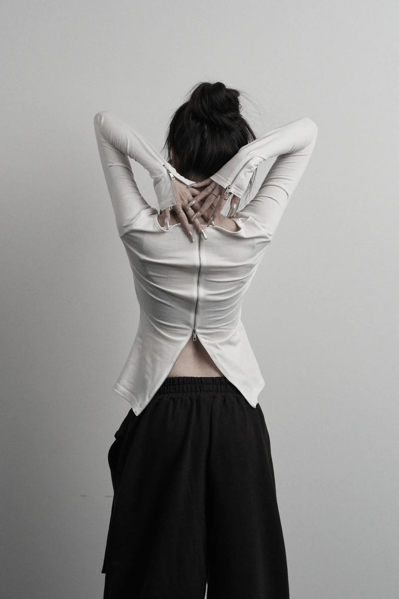 [label] back two-way zipper long sleeve (white)