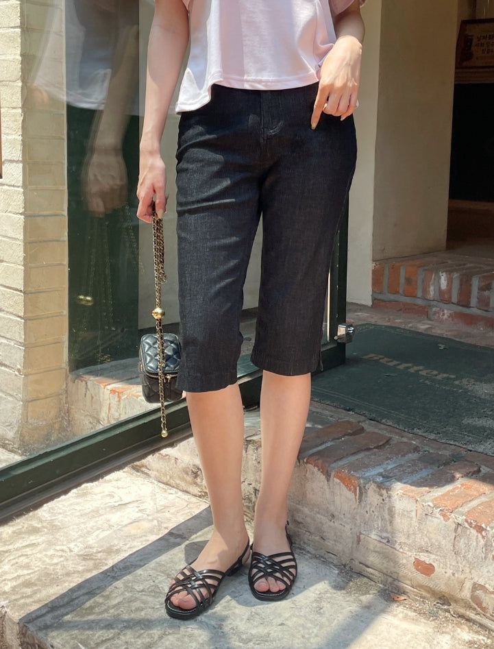 Roden Slit Span Capri Denim Pants