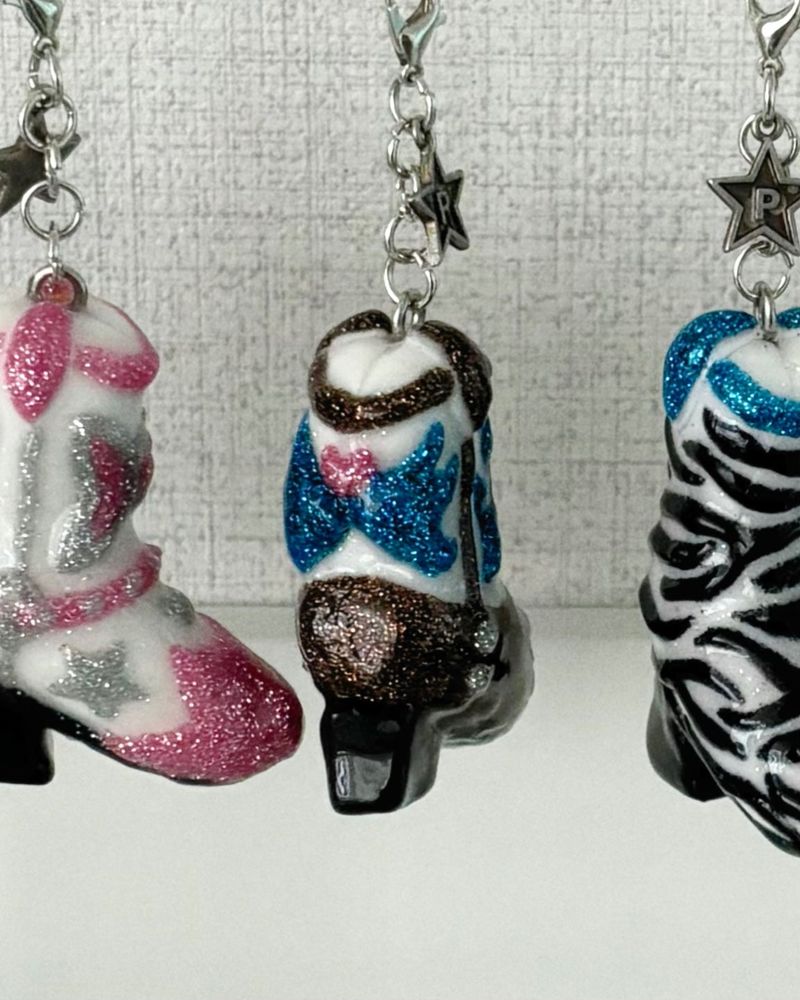 【MADE】 Wings Boots (keyring)