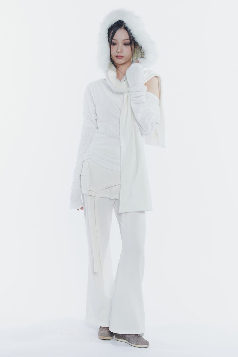 CARRIE HOODED MUFFLER ivory