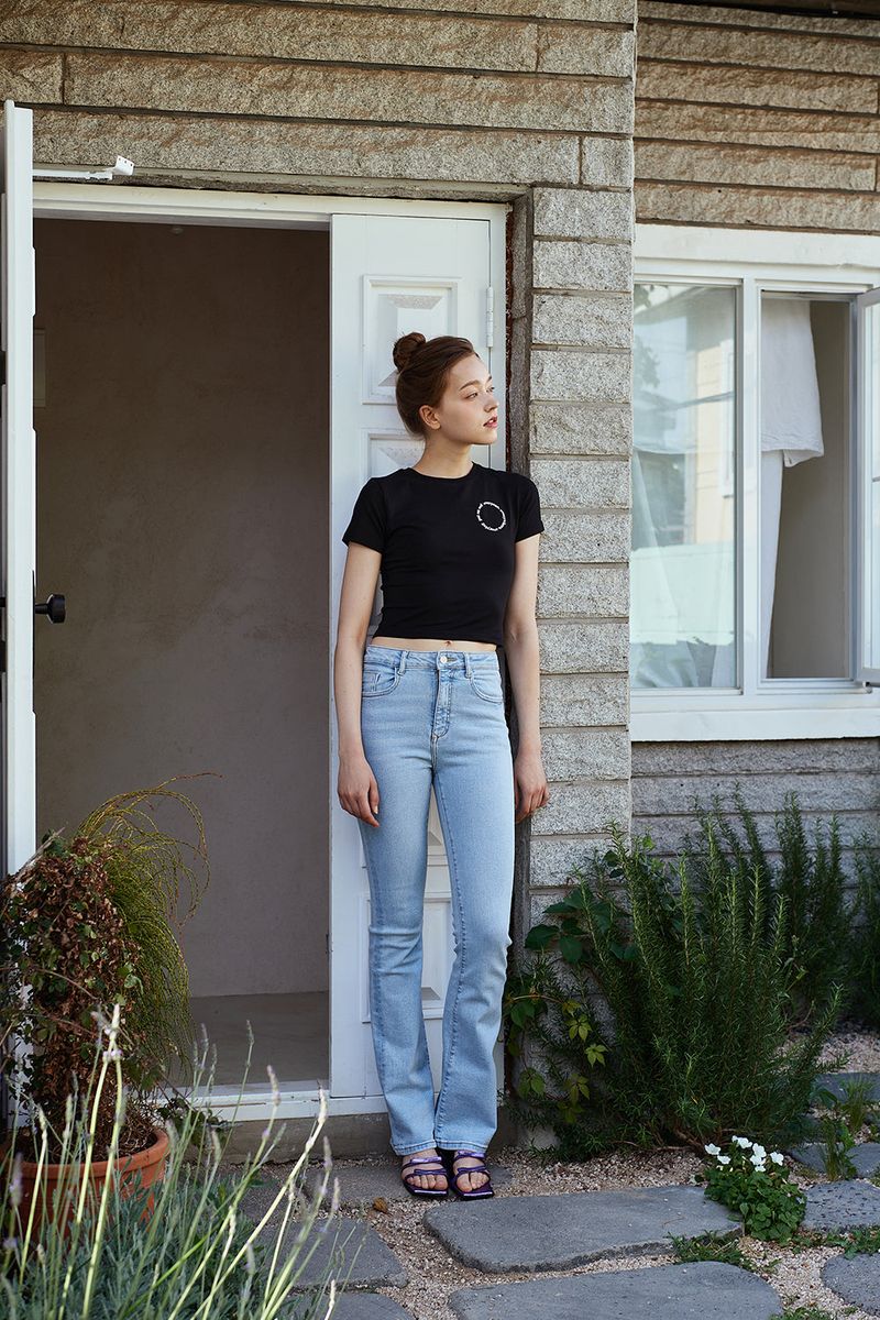 ROUND LOGO CROP T-SHIRTS_2COLORS