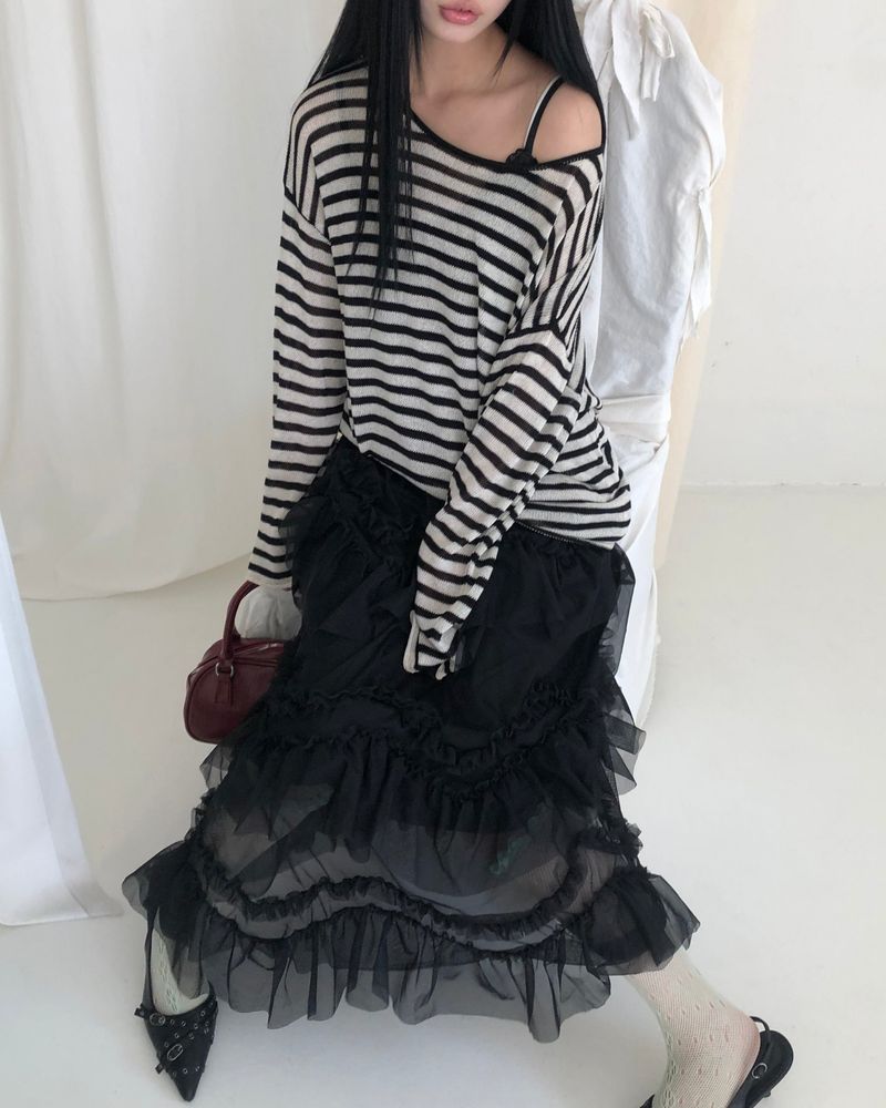 WONDER WONDER（ワンダーワンダー）の「Obren Frill Tiered Long Skirt（Skirts）」