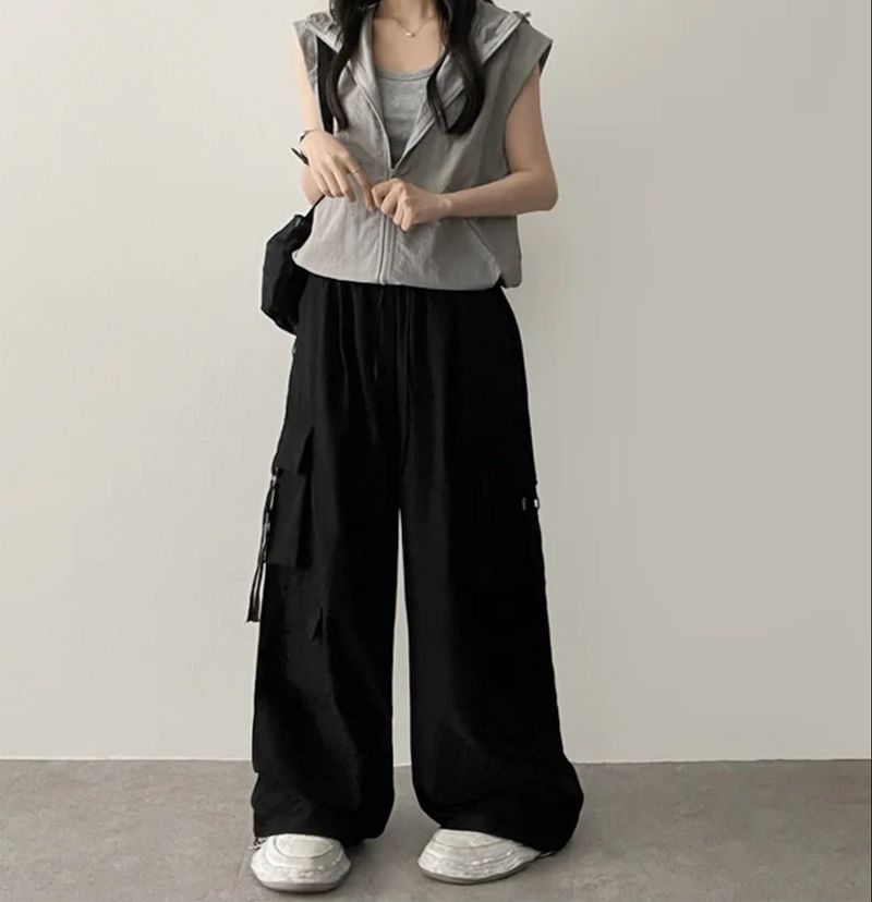 Send-banding two-pocket cargo wide pants