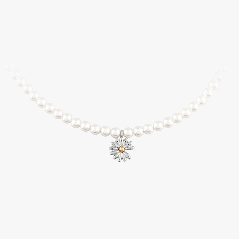 Daisy Delight Pearl Necklace