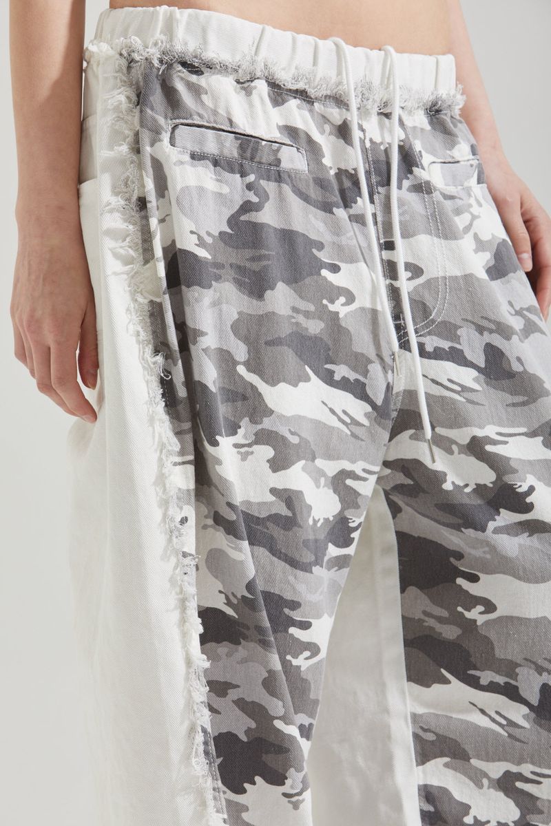 CAMO DENIM