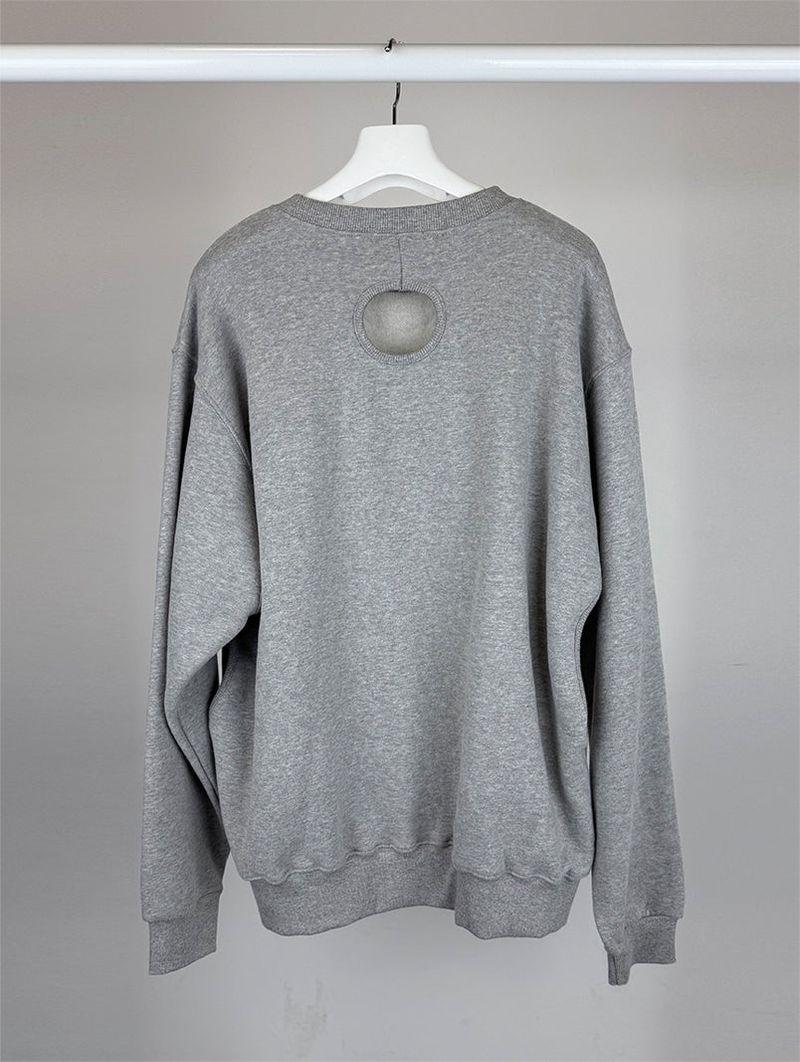 CIRCLE HOLE SWEAT SHIRT (3C)