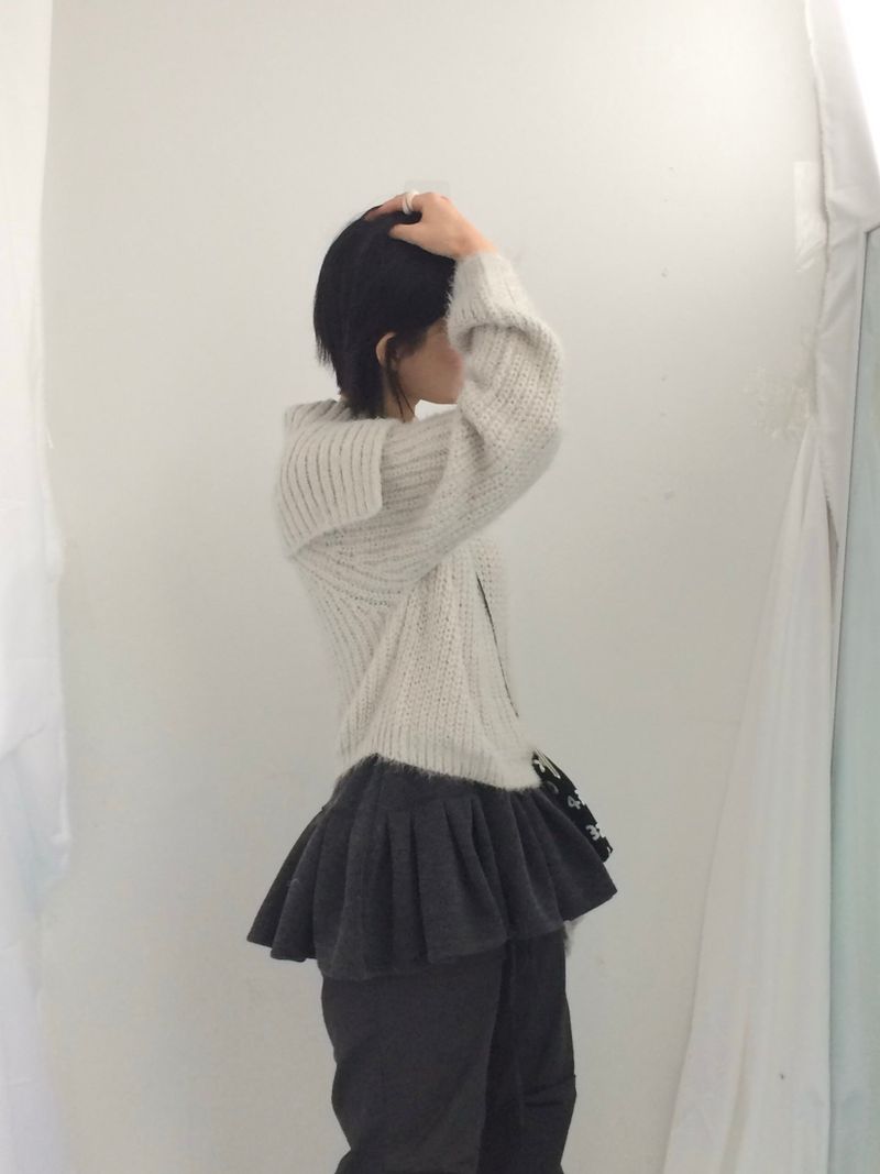 Shoulder collar loose knitwear