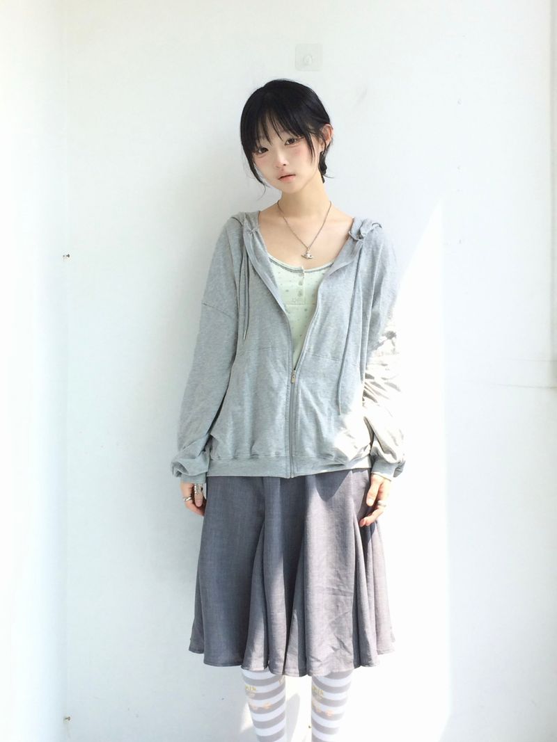 Dawn Star button sleeveless