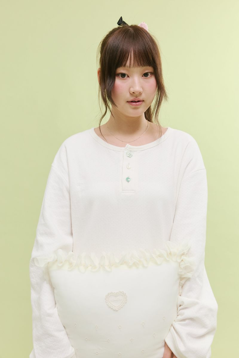 cottage long sleeve vintage ivory