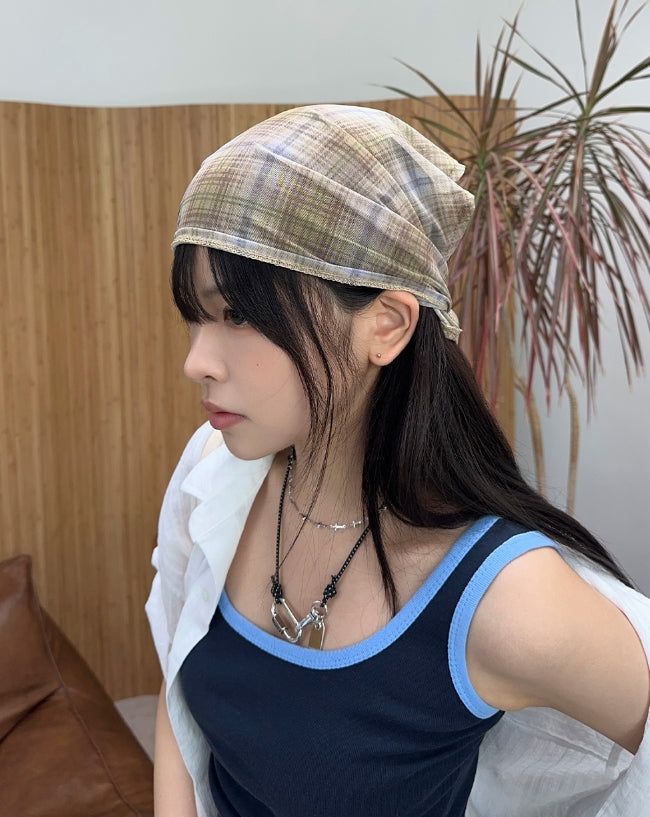 SATIIIZ（サティーズ）の「ツーランシースルーチェックスカーフ（ファッション小物）」