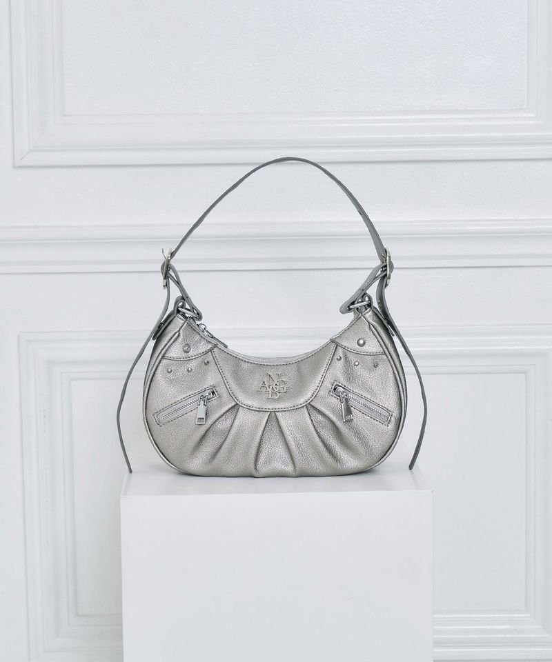 ANDGEEBEE(アンジービー)の「タックショルダーバッグ(Bags)」