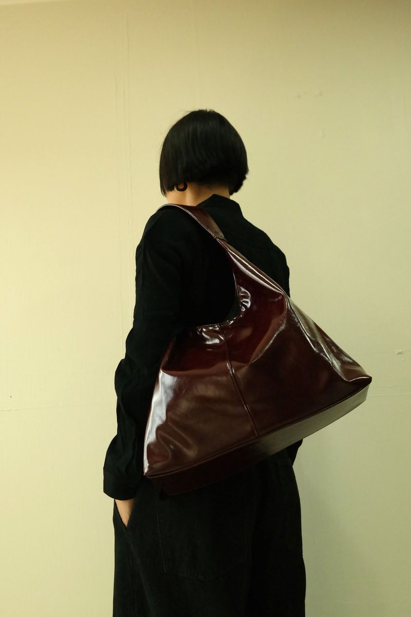 figure gloss burgundy
