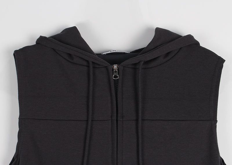 EYELET LINE HOOD VEST