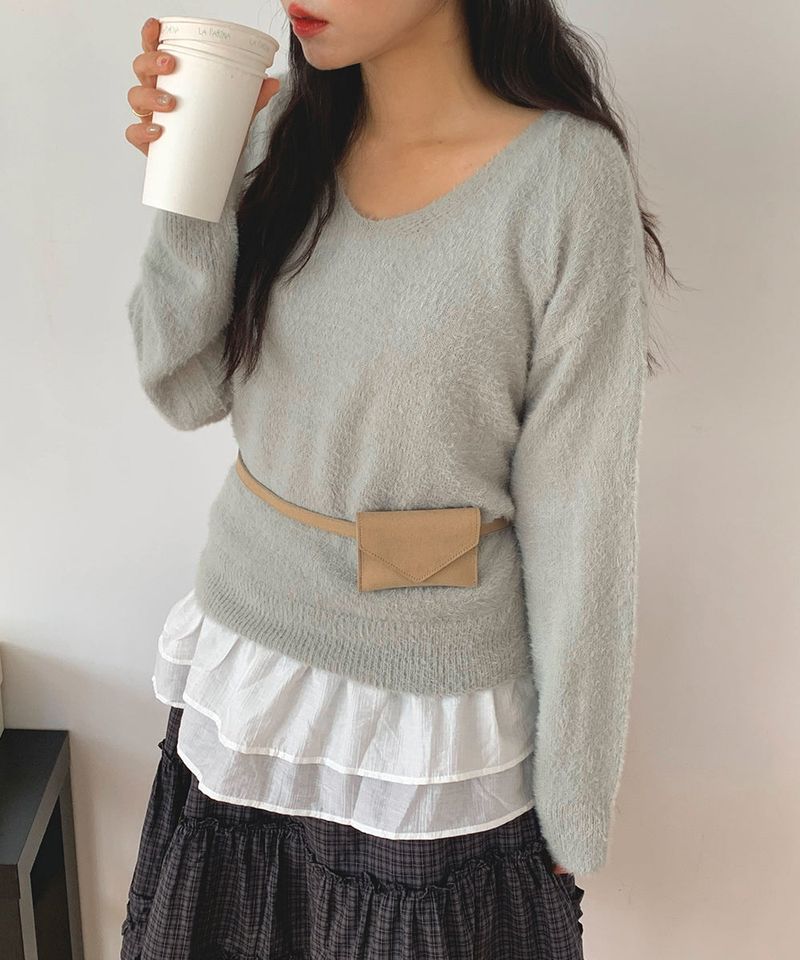 Soft Angora V-neck knitwear