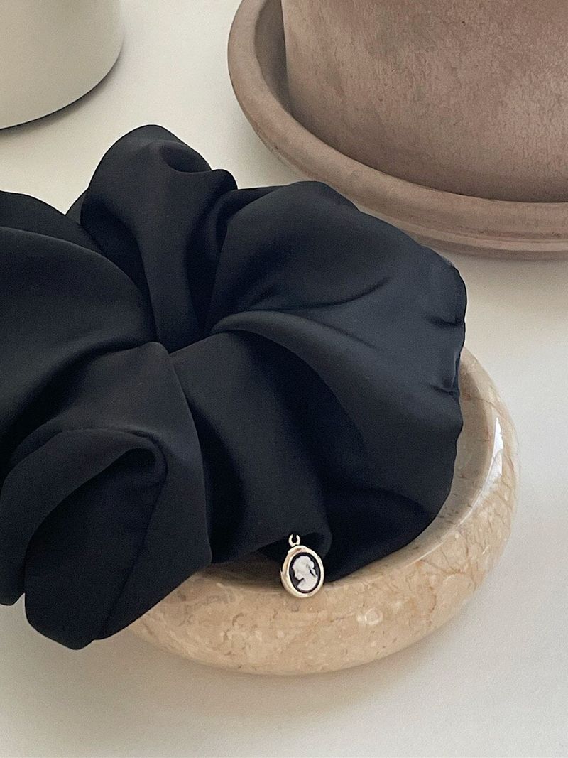 oar Cameo Satin drop Wide Scrunchie [Black]