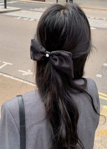 Classic Pearl Ribbon Hairpin