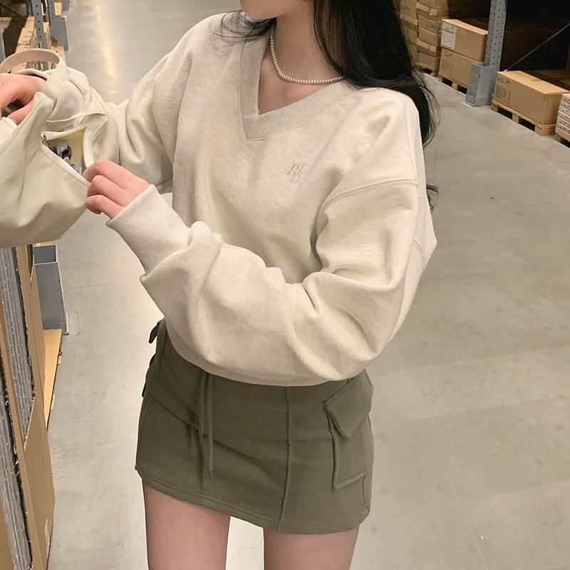[Bellide made] Pastel V-neck cropped sweatshirt