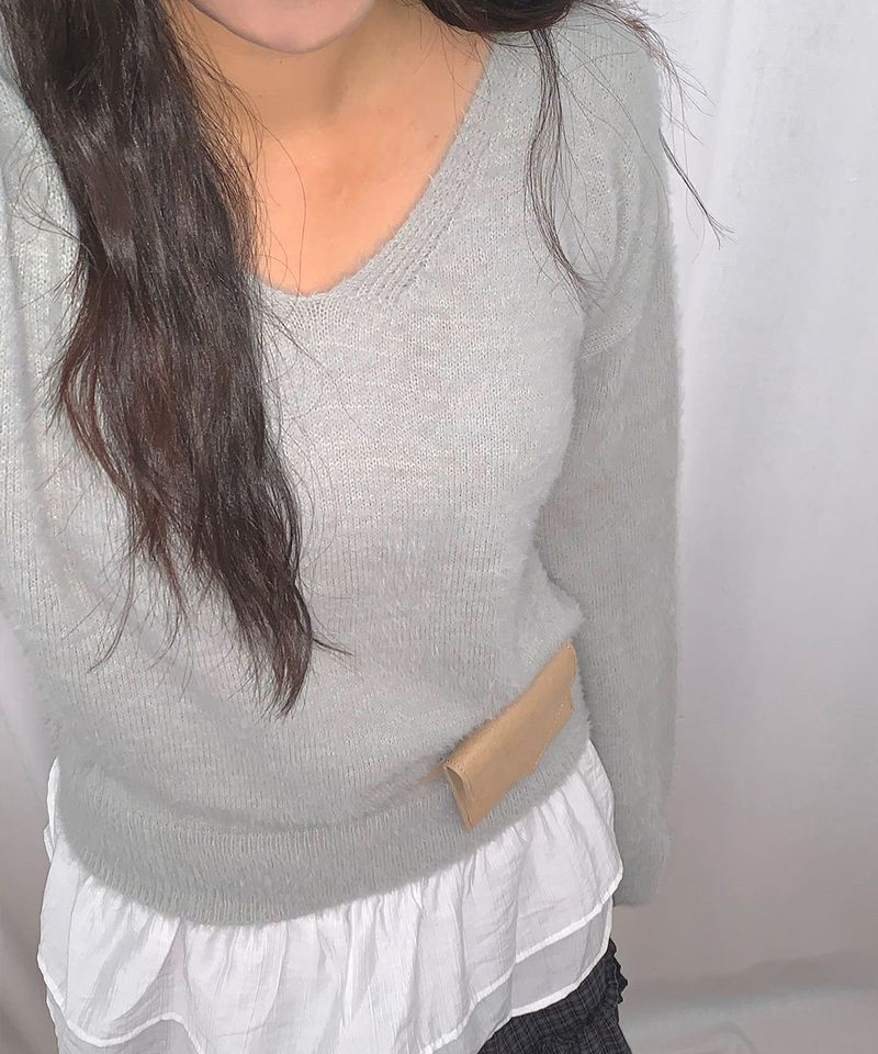 Soft Angora V-neck knitwear