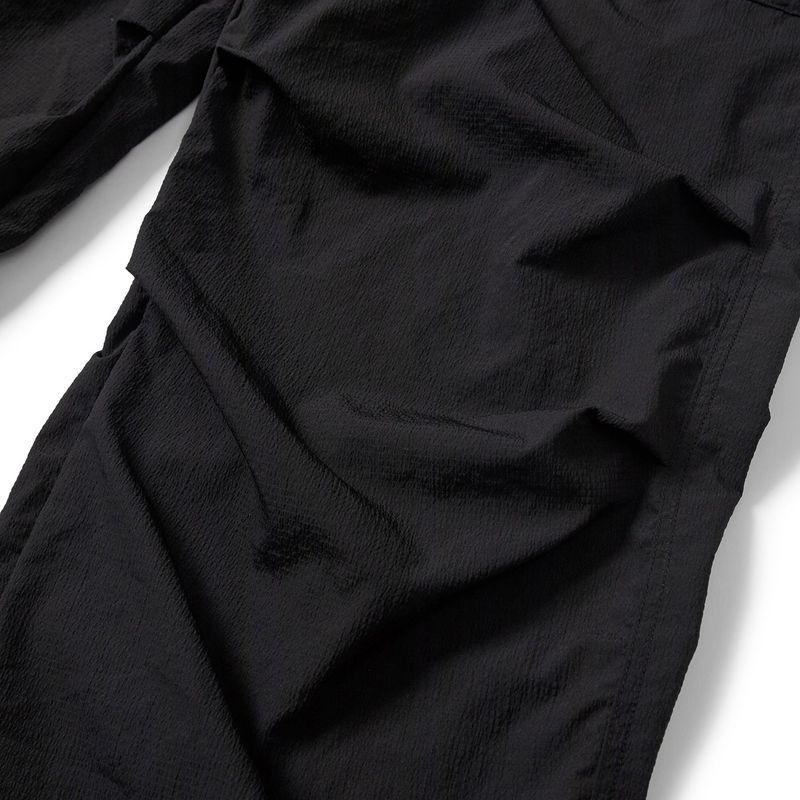 Packable parachute cargo pants / Black