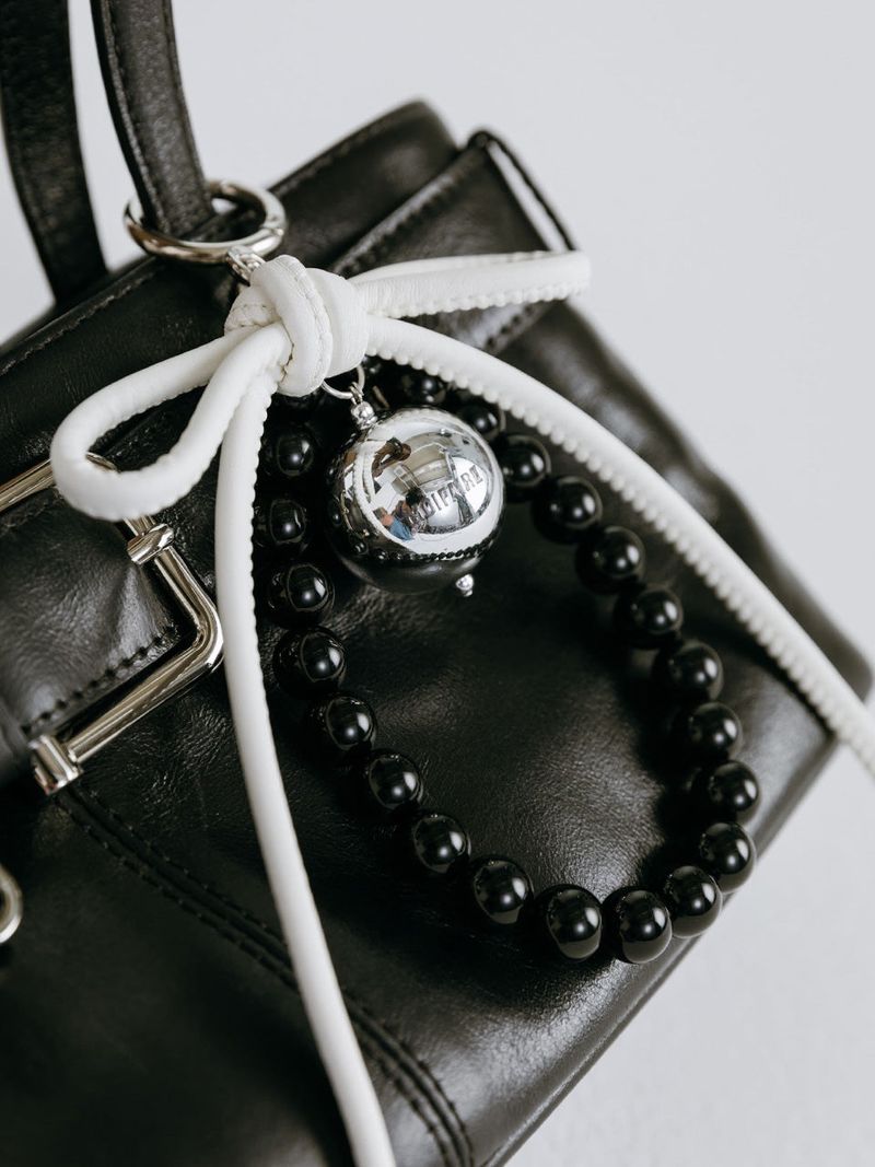 RIBBON BEAD KEYRING / WHITE