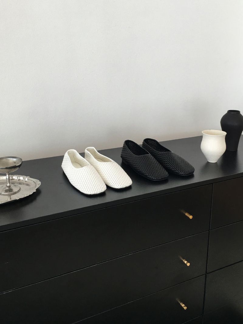 nobiyaka(ノビヤカ)の「Woven square flats (Shoes)」